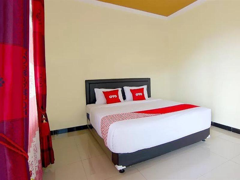 Reddoorz Near Candi Sukuh Karanganyar Surakarta (Solo)